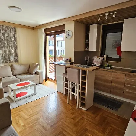 Zeleni Pogled - زلاتيبور